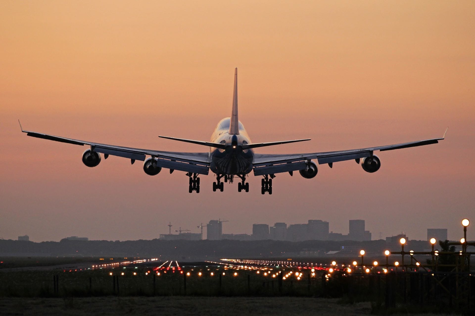 Global air charter specialist Chapman Freeborn helps repatriate 10,000