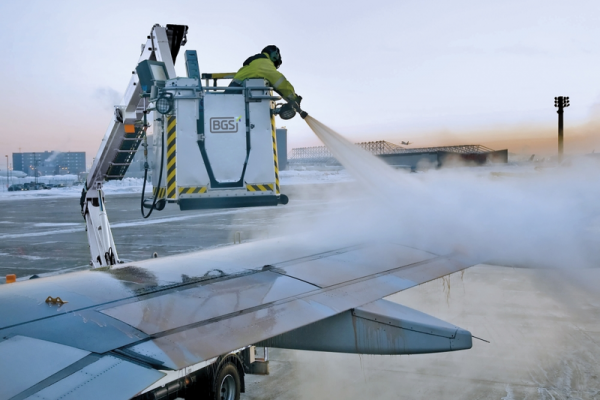 Aircraft de-icing