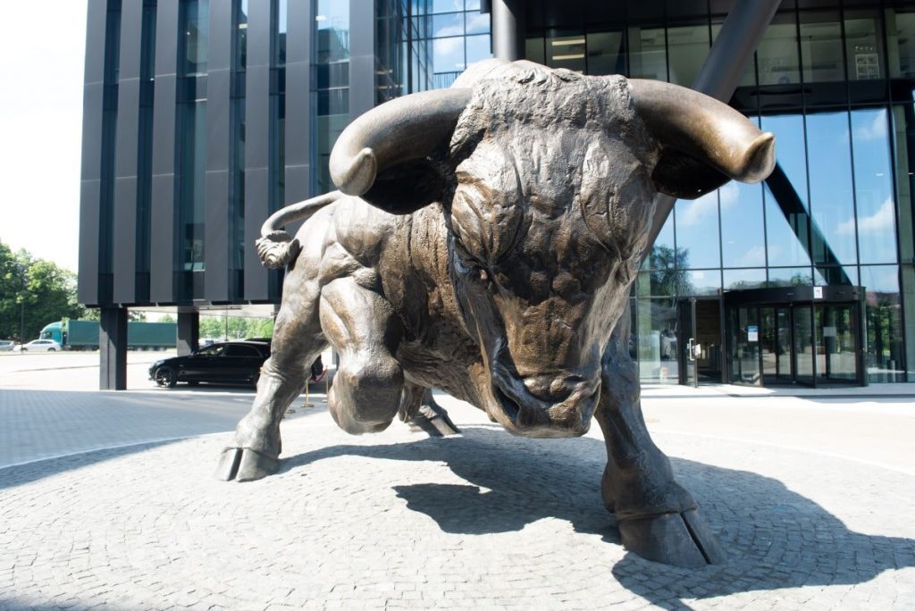 Avia Solutions Group reveals The Triumphant Bull - an impressive symbol of resilience and victory