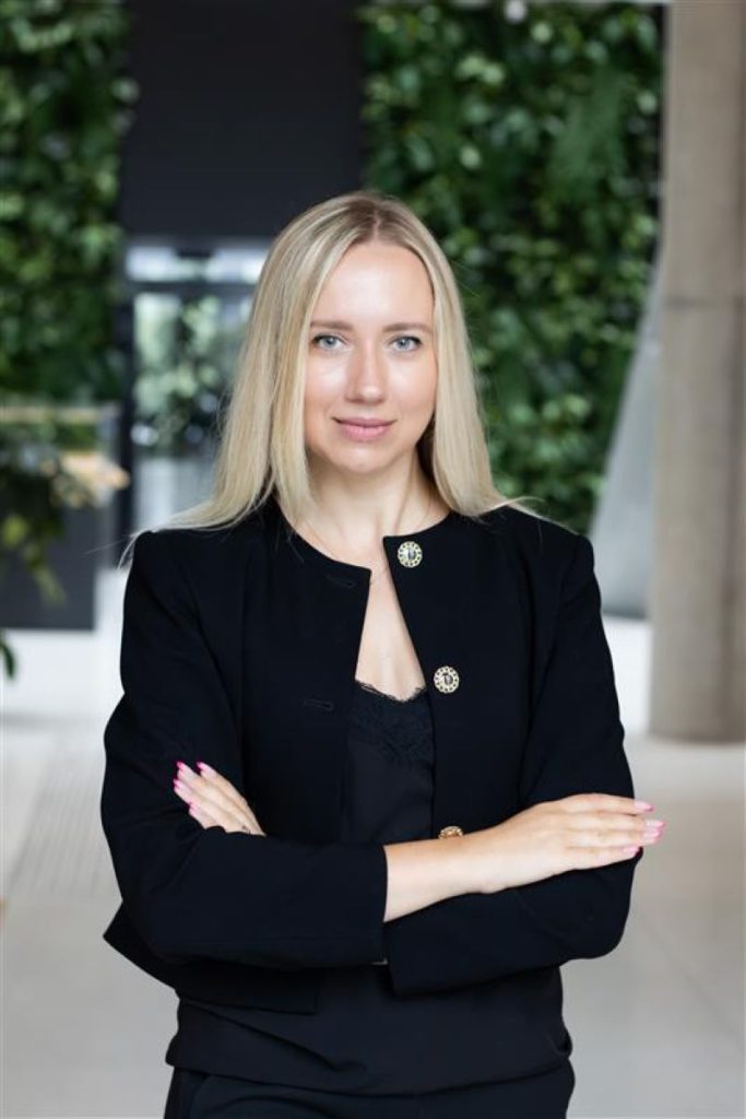 Avion Express offers 250 open positions for pilots worldwide