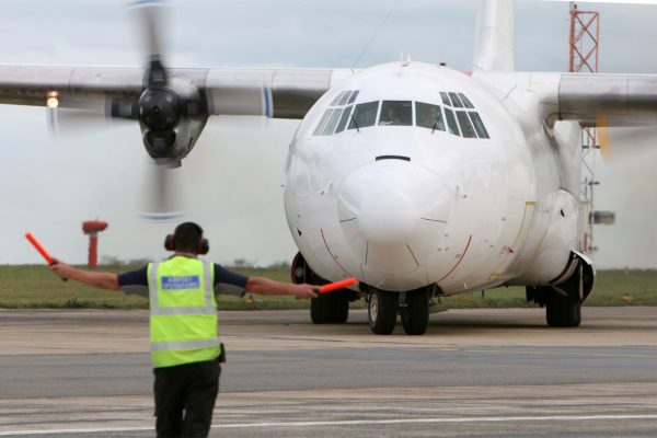 Aircraft-on-runway Aircraft-on-runway